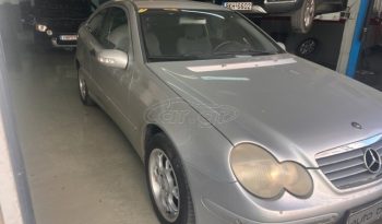 Mercedes-Benz C 200 Compressor Avantgarde ’04 full