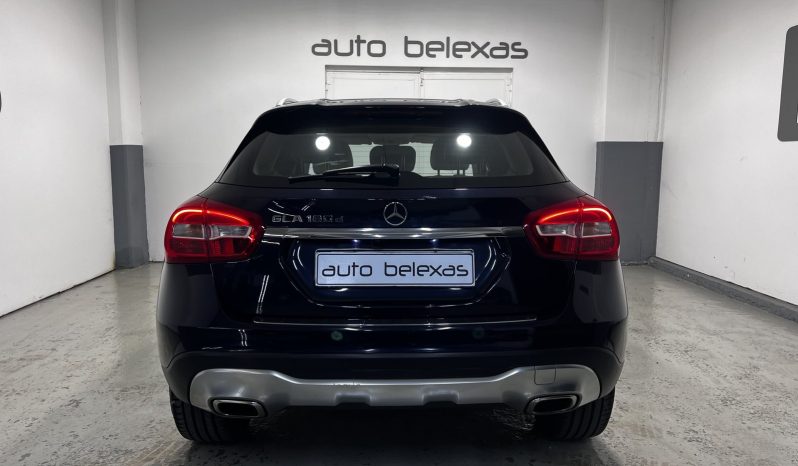 Mercedes-Benz GLA 180 URBAN ’18 full