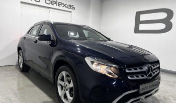 Mercedes-Benz GLA 180 URBAN ’18 full